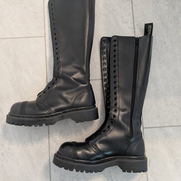 Tredair 20 eyelets leather boots UK4 - Picture 1 of 5
